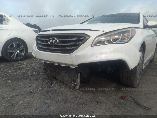 Photo 5 VIN: 5NPE34AF2FH130879 - HYUNDAI SONATA 