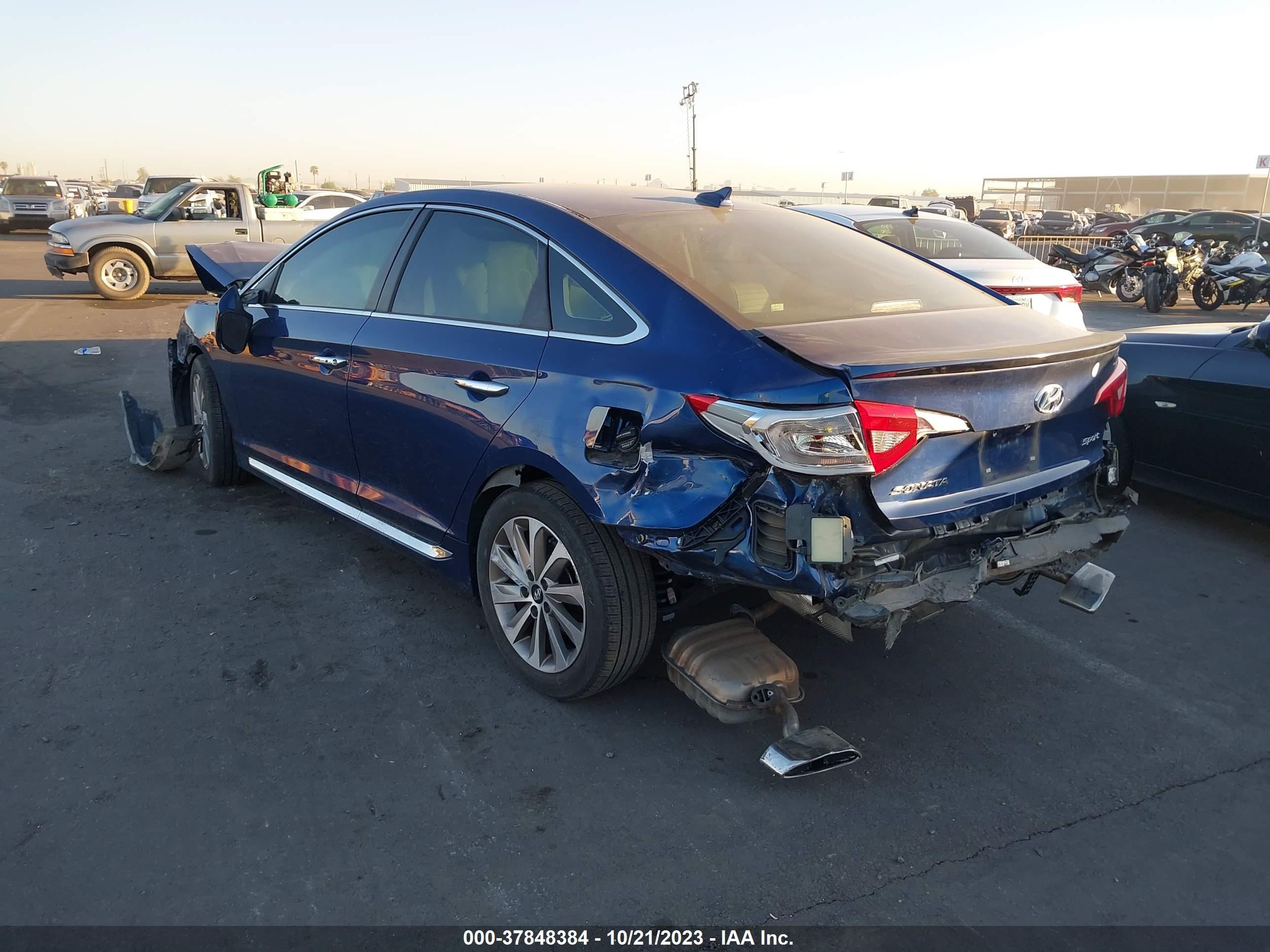 Photo 2 VIN: 5NPE34AF2FH233008 - HYUNDAI SONATA 