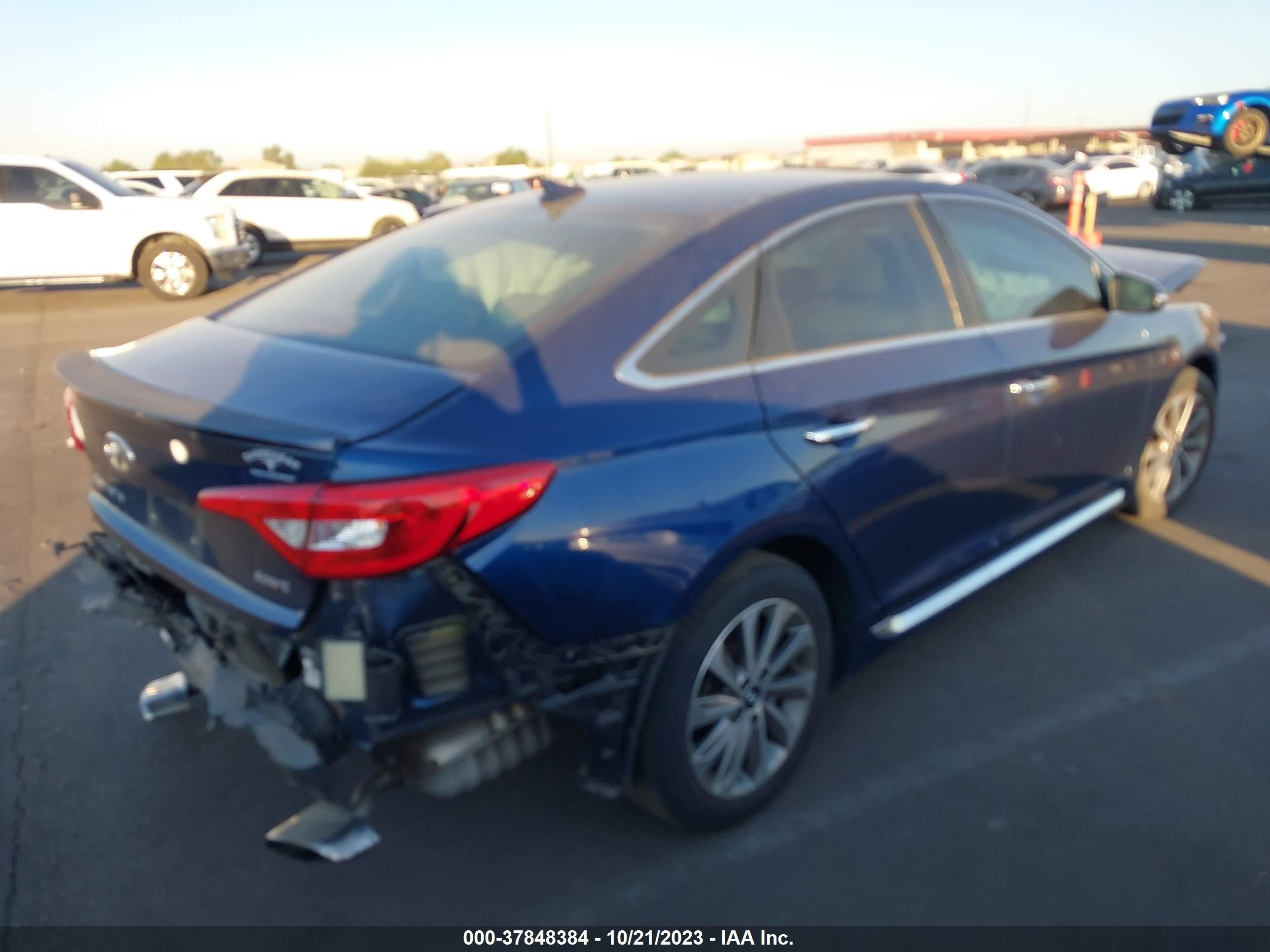 Photo 3 VIN: 5NPE34AF2FH233008 - HYUNDAI SONATA 