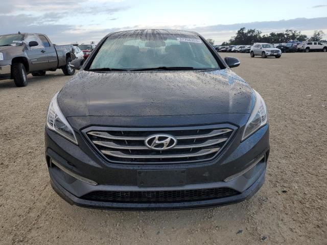 Photo 4 VIN: 5NPE34AF2GH266236 - HYUNDAI SONATA SPO 