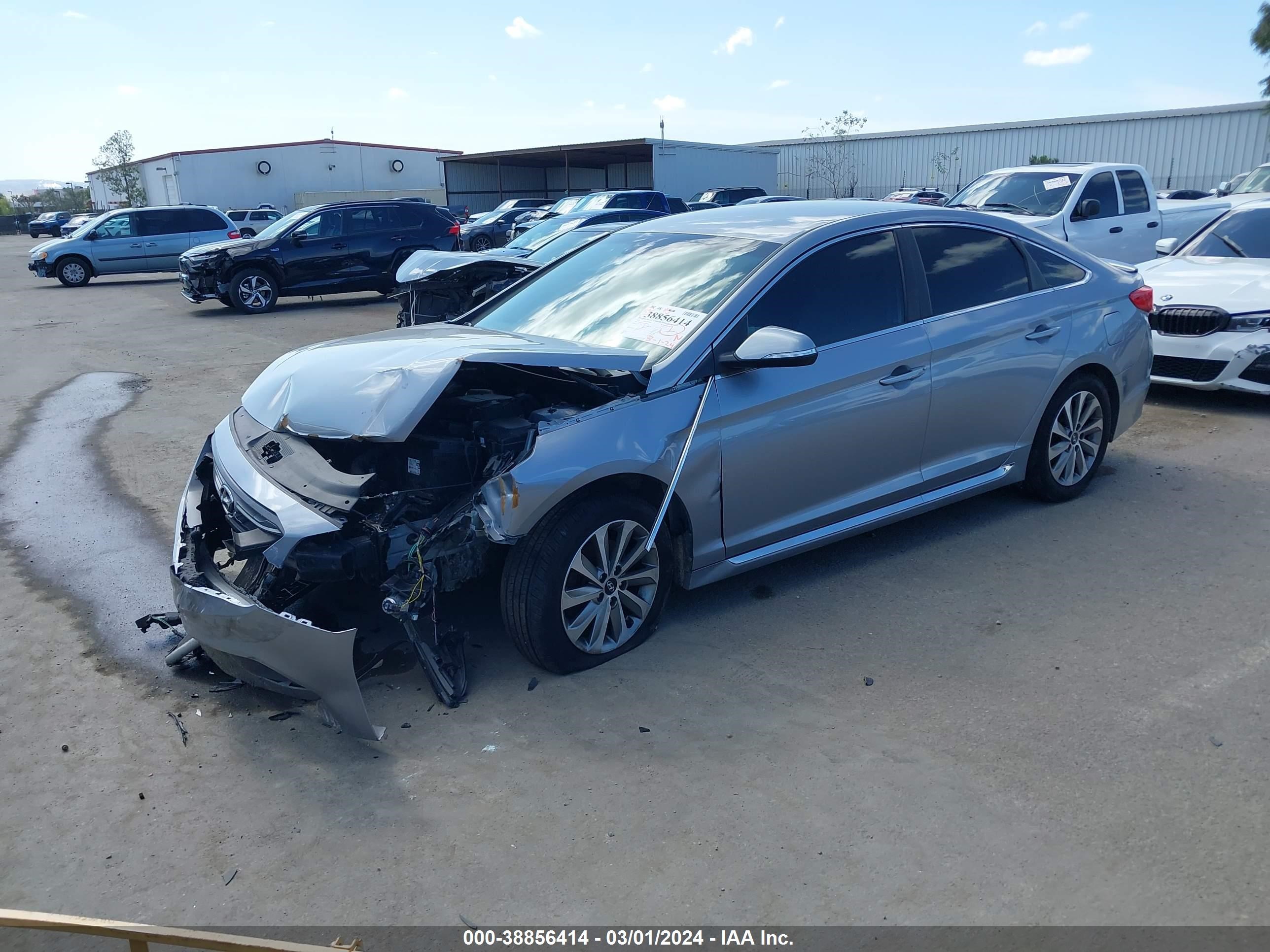 Photo 1 VIN: 5NPE34AF2GH270450 - HYUNDAI SONATA 