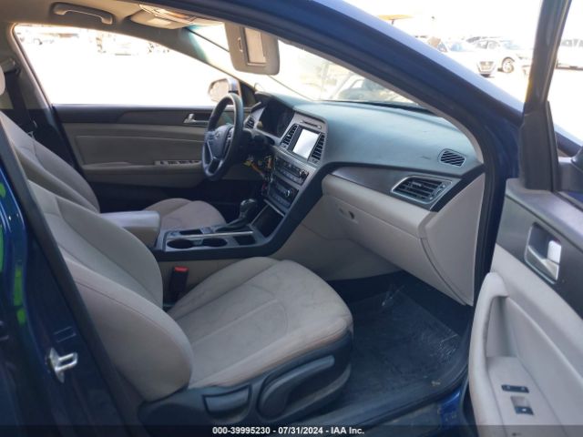 Photo 4 VIN: 5NPE34AF2GH278662 - HYUNDAI SONATA 