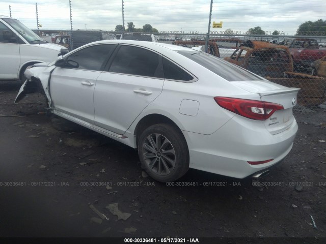 Photo 2 VIN: 5NPE34AF2GH310252 - HYUNDAI SONATA 