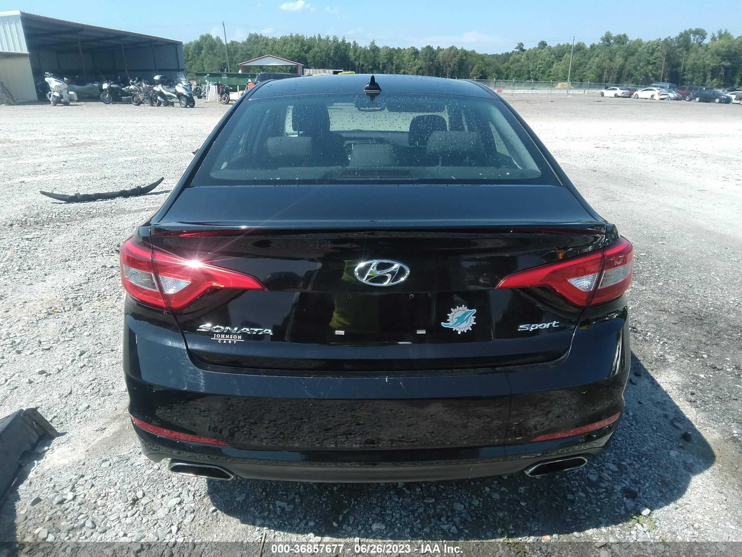 Photo 16 VIN: 5NPE34AF2GH311286 - HYUNDAI SONATA 