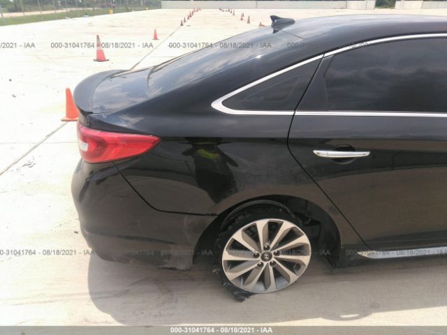 Photo 5 VIN: 5NPE34AF2GH318786 - HYUNDAI SONATA 