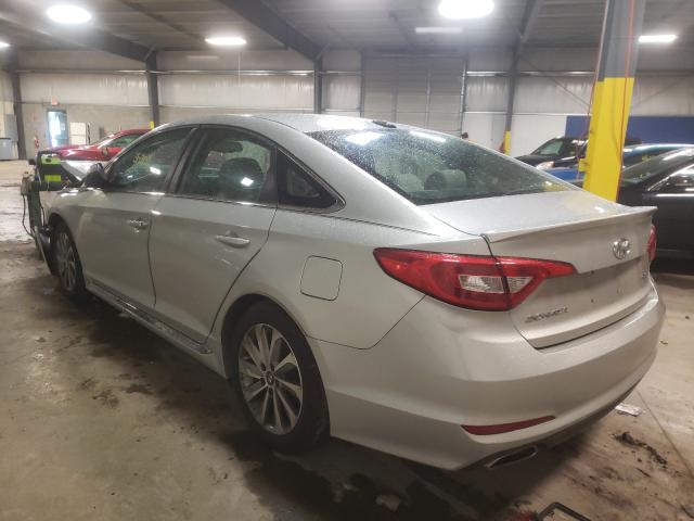 Photo 2 VIN: 5NPE34AF2GH391169 - HYUNDAI SONATA SPO 