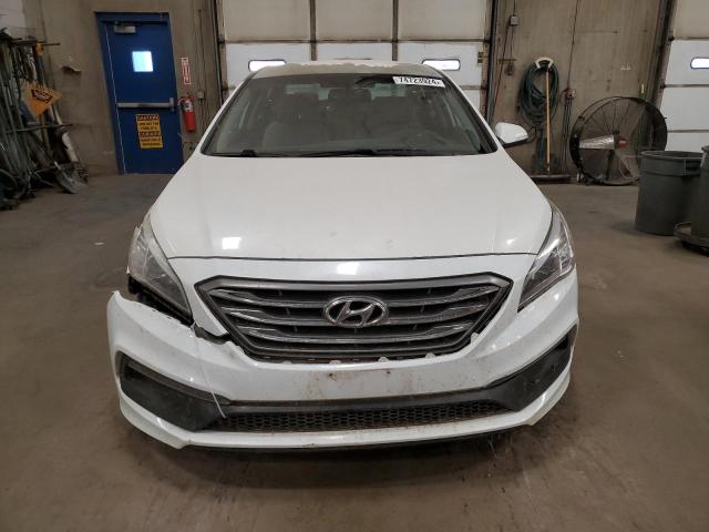 Photo 4 VIN: 5NPE34AF2GH416314 - HYUNDAI SONATA SPO 