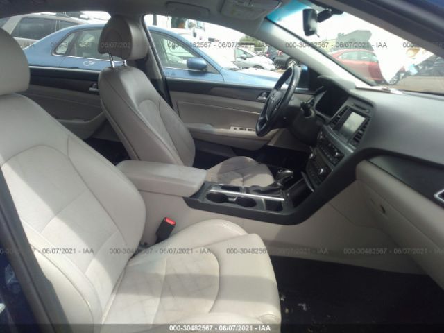 Photo 4 VIN: 5NPE34AF2GH422114 - HYUNDAI SONATA 