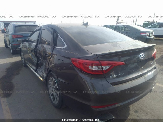 Photo 2 VIN: 5NPE34AF2HH449301 - HYUNDAI SONATA 