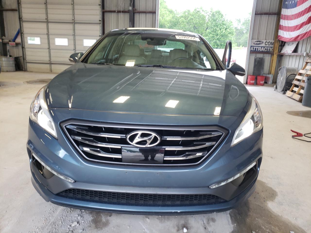 Photo 4 VIN: 5NPE34AF2HH468818 - HYUNDAI SONATA 