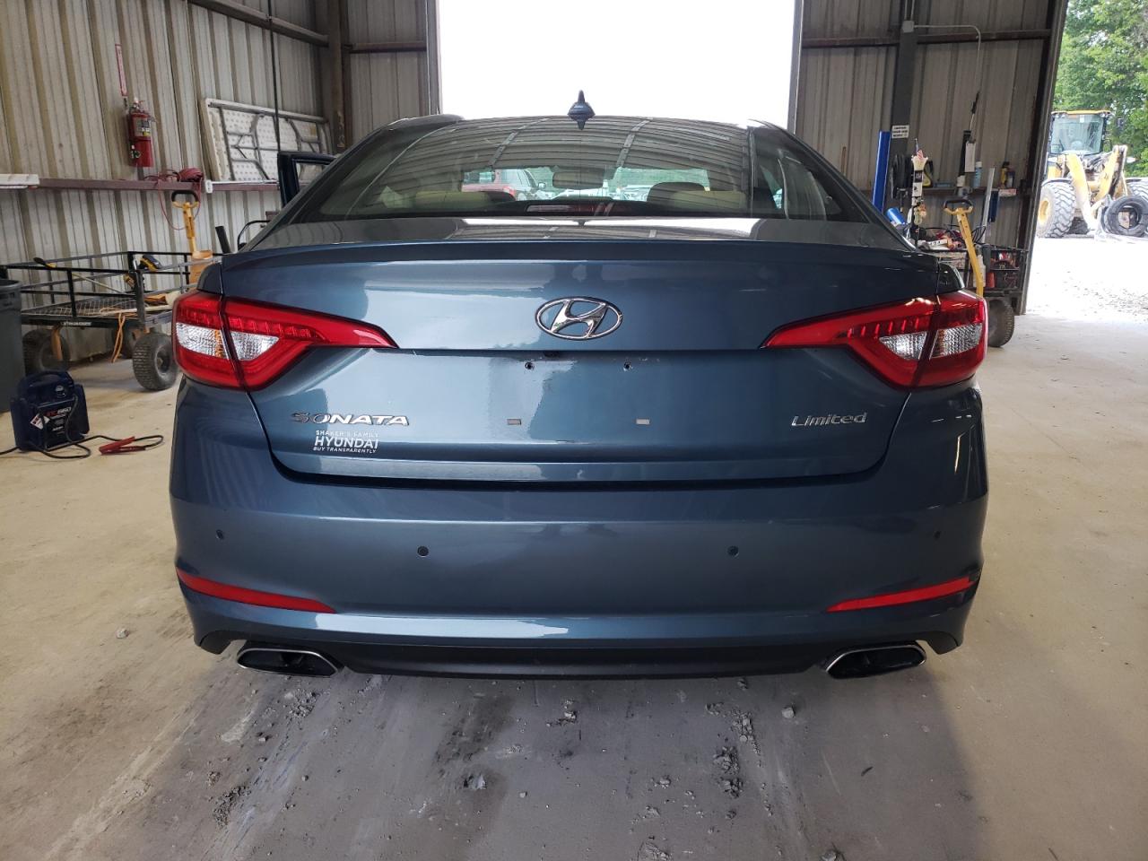 Photo 5 VIN: 5NPE34AF2HH468818 - HYUNDAI SONATA 