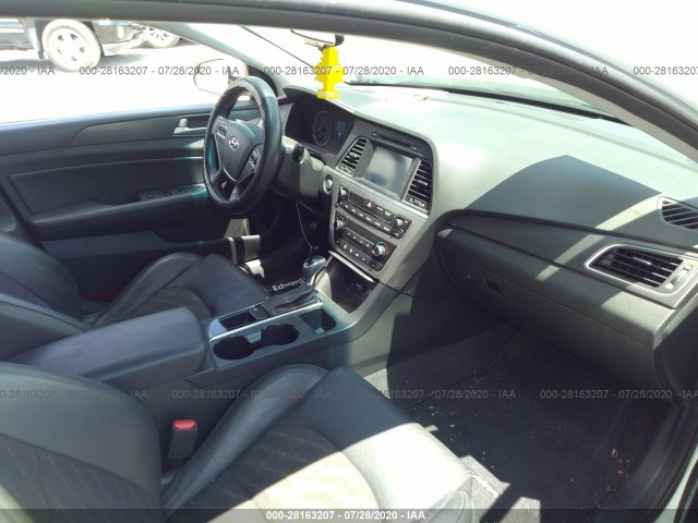 Photo 4 VIN: 5NPE34AF2HH472853 - HYUNDAI SONATA 