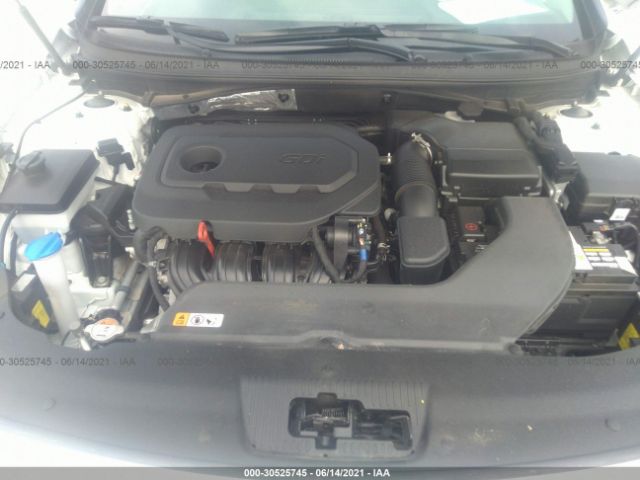 Photo 9 VIN: 5NPE34AF2HH582253 - HYUNDAI SONATA 