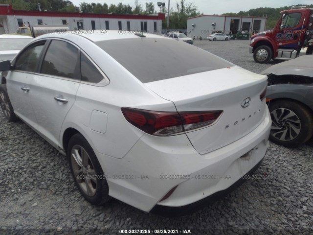 Photo 2 VIN: 5NPE34AF2JH603575 - HYUNDAI SONATA 