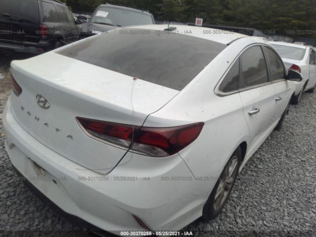 Photo 3 VIN: 5NPE34AF2JH603575 - HYUNDAI SONATA 