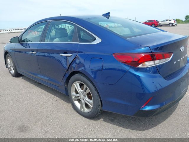 Photo 2 VIN: 5NPE34AF2JH605360 - HYUNDAI SONATA 