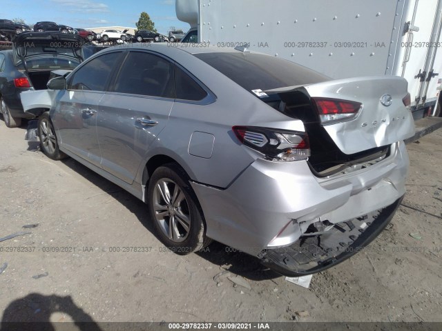 Photo 2 VIN: 5NPE34AF2JH613250 - HYUNDAI SONATA 