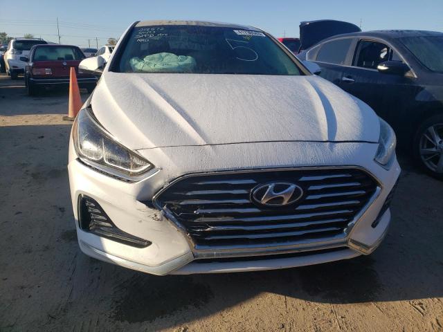 Photo 4 VIN: 5NPE34AF2JH630405 - HYUNDAI SONATA 