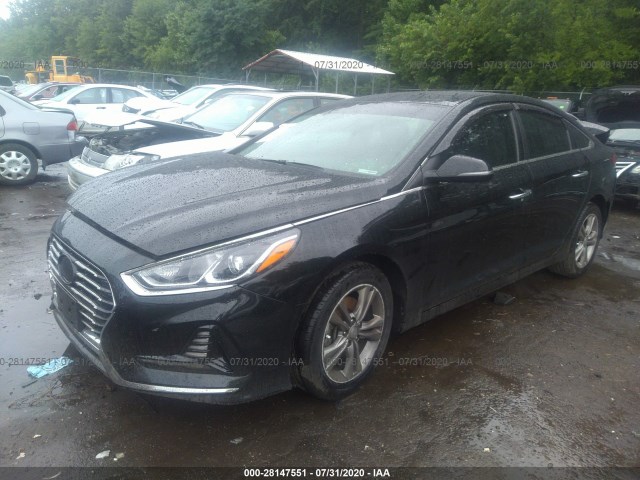 Photo 1 VIN: 5NPE34AF2JH635541 - HYUNDAI SONATA 