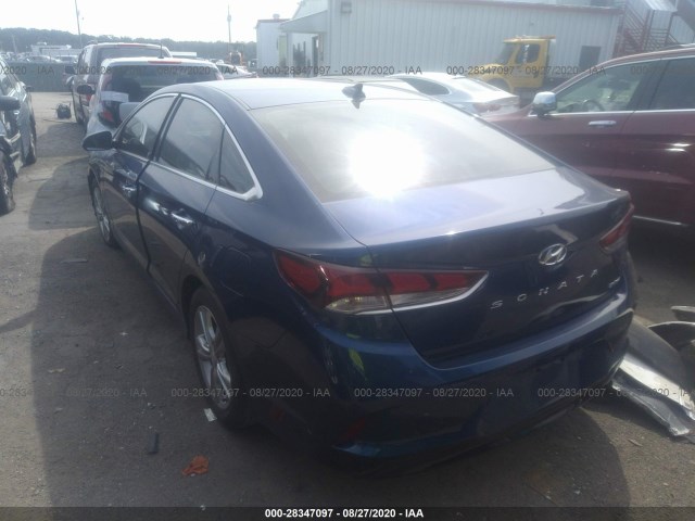 Photo 2 VIN: 5NPE34AF2JH649746 - HYUNDAI SONATA 