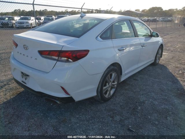 Photo 3 VIN: 5NPE34AF2JH653523 - HYUNDAI SONATA 