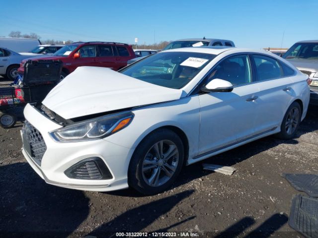 Photo 1 VIN: 5NPE34AF2JH701621 - HYUNDAI SONATA 