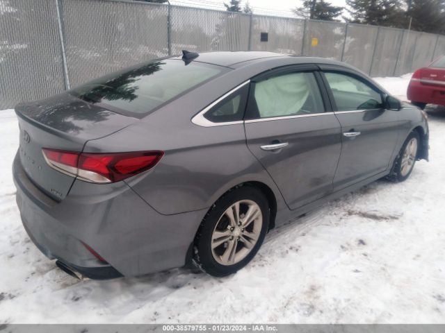 Photo 3 VIN: 5NPE34AF2JH715079 - HYUNDAI SONATA 