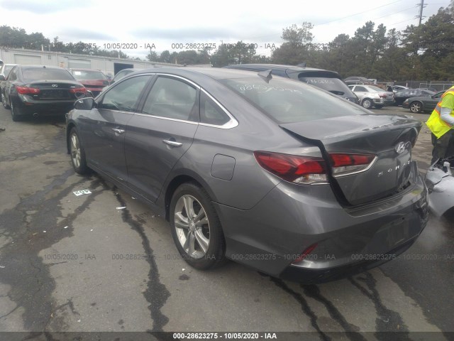 Photo 2 VIN: 5NPE34AF2JH717558 - HYUNDAI SONATA 