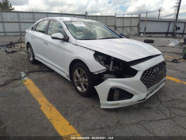 Photo 0 VIN: 5NPE34AF2KH739514 - HYUNDAI SONATA 