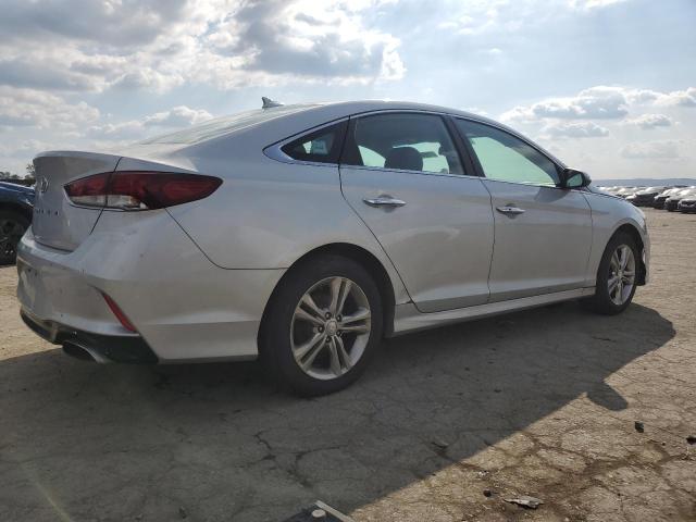 Photo 2 VIN: 5NPE34AF2KH753221 - HYUNDAI SONATA LIM 