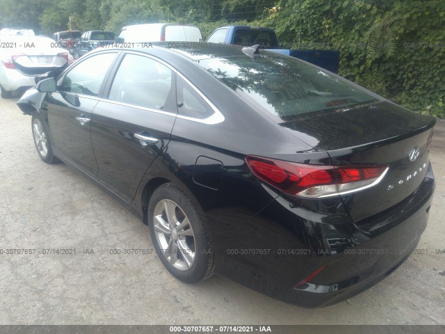 Photo 2 VIN: 5NPE34AF2KH757009 - HYUNDAI SONATA 