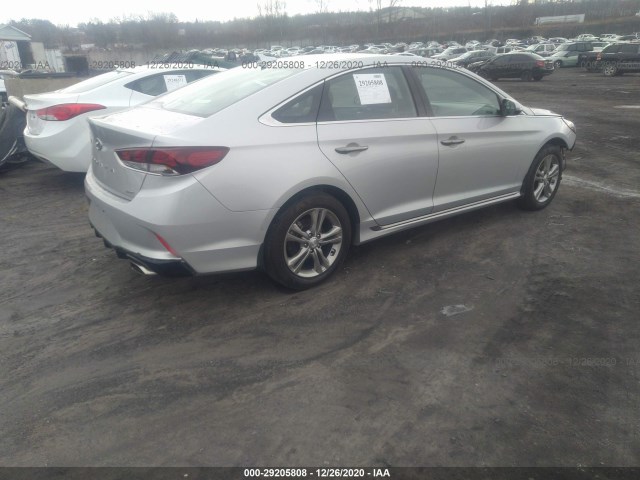 Photo 3 VIN: 5NPE34AF2KH763277 - HYUNDAI SONATA 