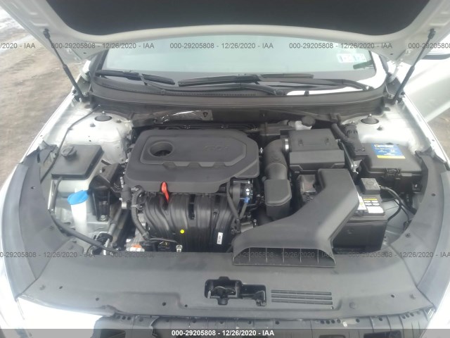 Photo 9 VIN: 5NPE34AF2KH763277 - HYUNDAI SONATA 