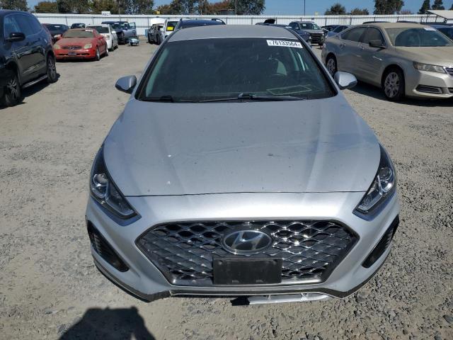 Photo 4 VIN: 5NPE34AF2KH769502 - HYUNDAI SONATA LIM 