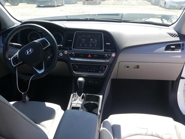 Photo 8 VIN: 5NPE34AF2KH776983 - HYUNDAI SONATA LIM 