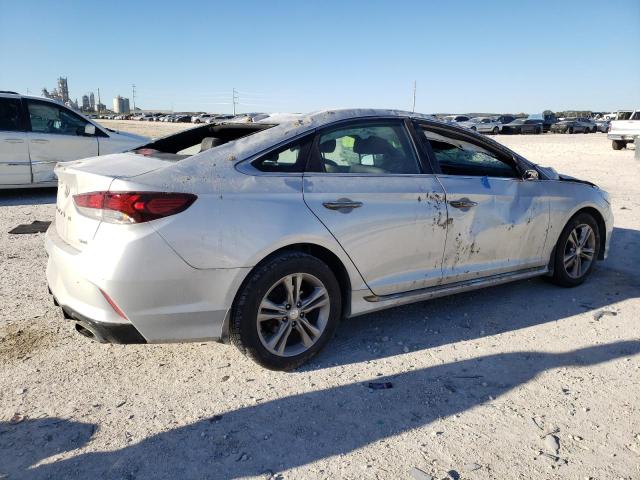 Photo 2 VIN: 5NPE34AF2KH797798 - HYUNDAI SONATA 