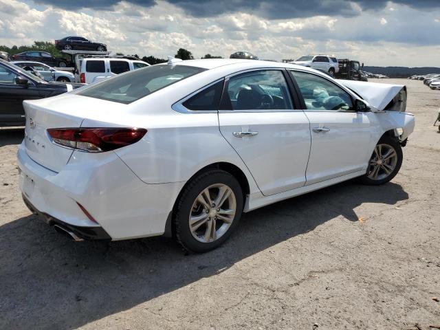 Photo 2 VIN: 5NPE34AF2KH813613 - HYUNDAI SONATA LIM 