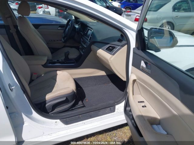 Photo 4 VIN: 5NPE34AF2KH815166 - HYUNDAI SONATA 