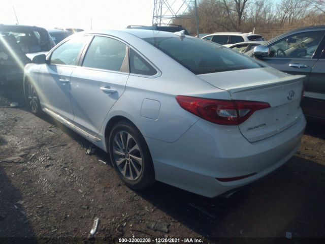 Photo 2 VIN: 5NPE34AF3FH032685 - HYUNDAI SONATA 