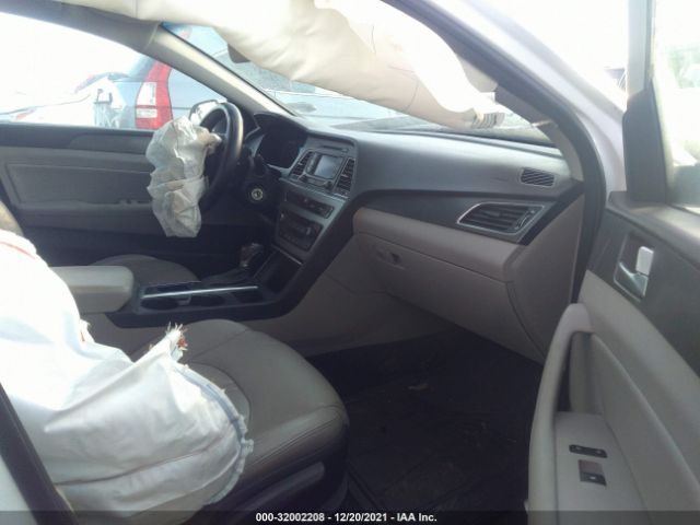 Photo 4 VIN: 5NPE34AF3FH032685 - HYUNDAI SONATA 