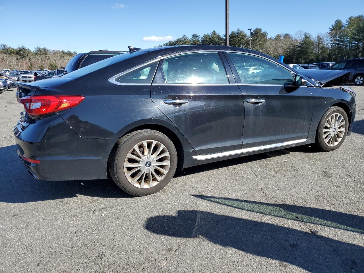 Photo 2 VIN: 5NPE34AF3FH052533 - HYUNDAI SONATA 