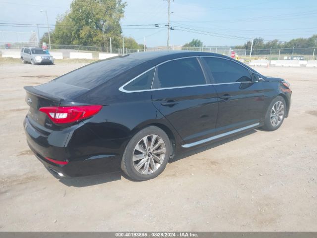 Photo 3 VIN: 5NPE34AF3FH083670 - HYUNDAI SONATA 