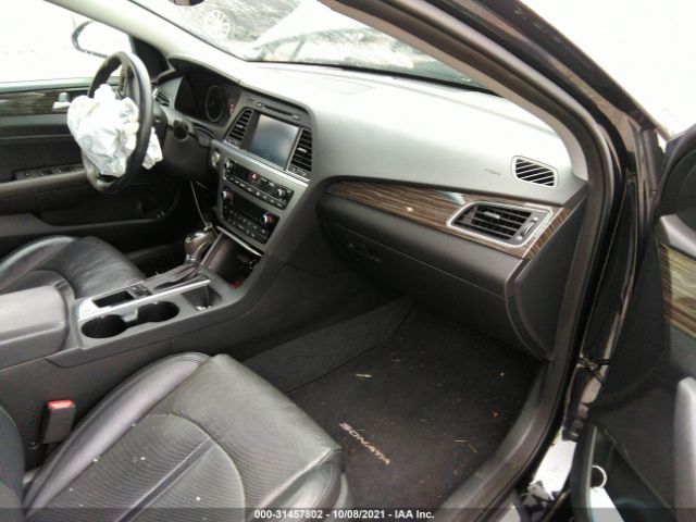 Photo 4 VIN: 5NPE34AF3FH098038 - HYUNDAI SONATA 