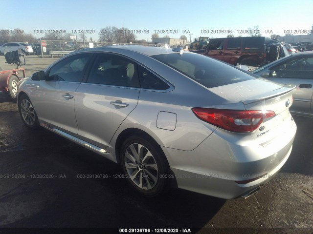 Photo 2 VIN: 5NPE34AF3FH113864 - HYUNDAI SONATA 