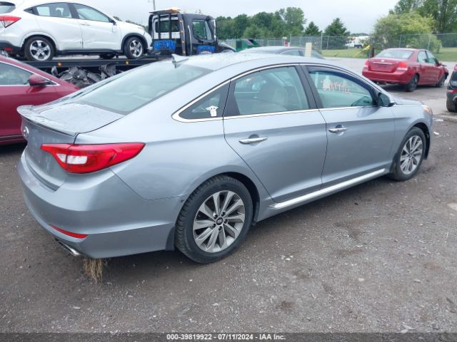 Photo 3 VIN: 5NPE34AF3FH134410 - HYUNDAI SONATA 