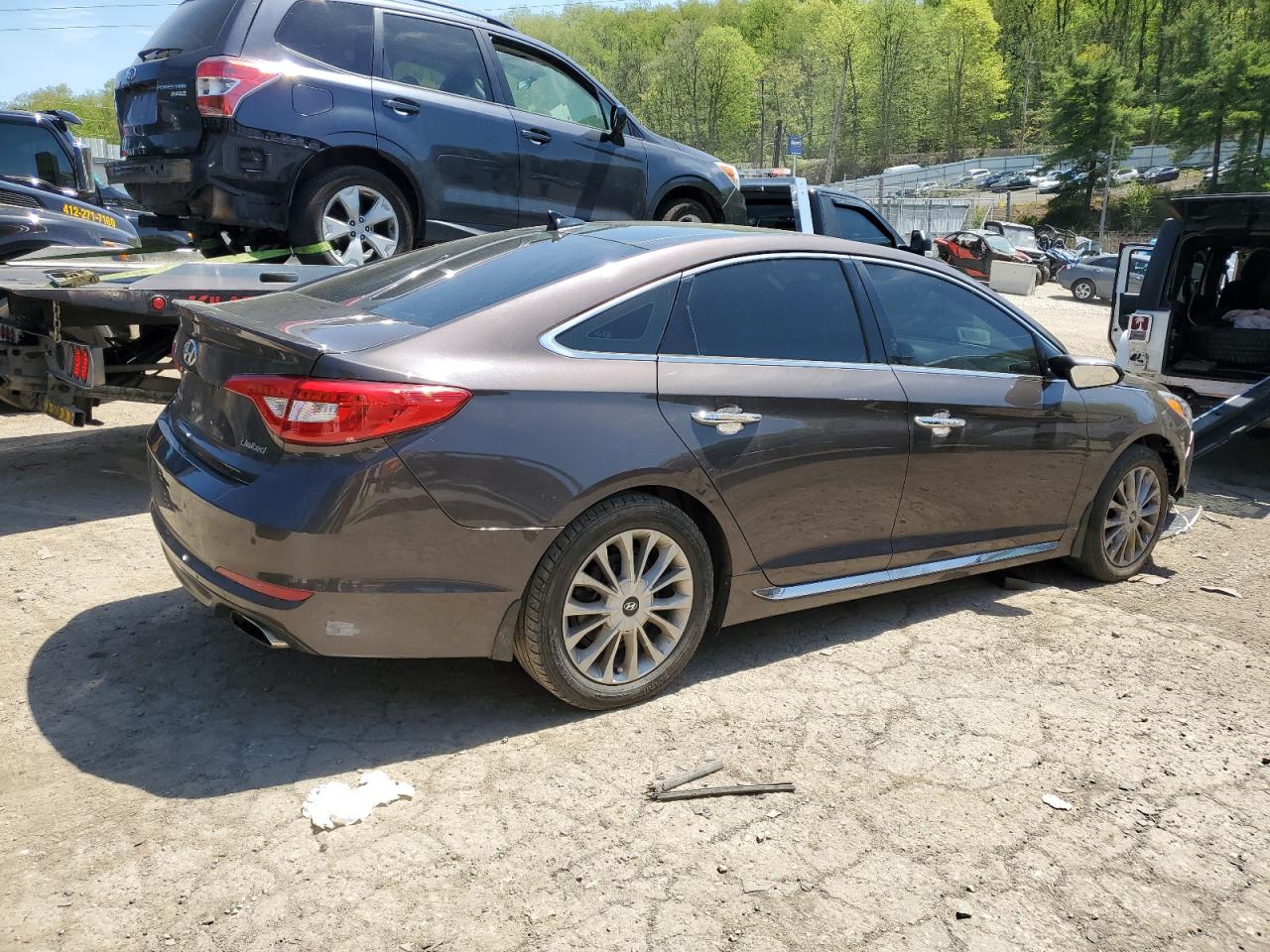 Photo 2 VIN: 5NPE34AF3FH255809 - HYUNDAI SONATA 