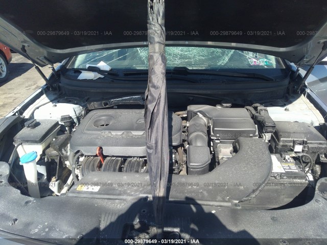 Photo 9 VIN: 5NPE34AF3GH331501 - HYUNDAI SONATA 