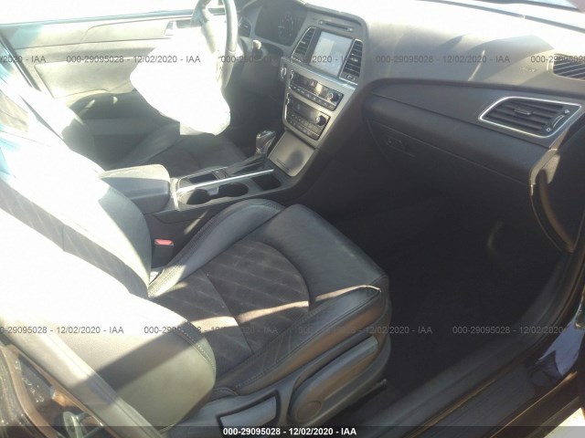 Photo 4 VIN: 5NPE34AF3GH337525 - HYUNDAI SONATA 