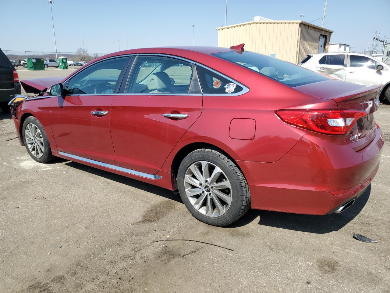 Photo 1 VIN: 5NPE34AF3GH352056 - HYUNDAI SONATA 