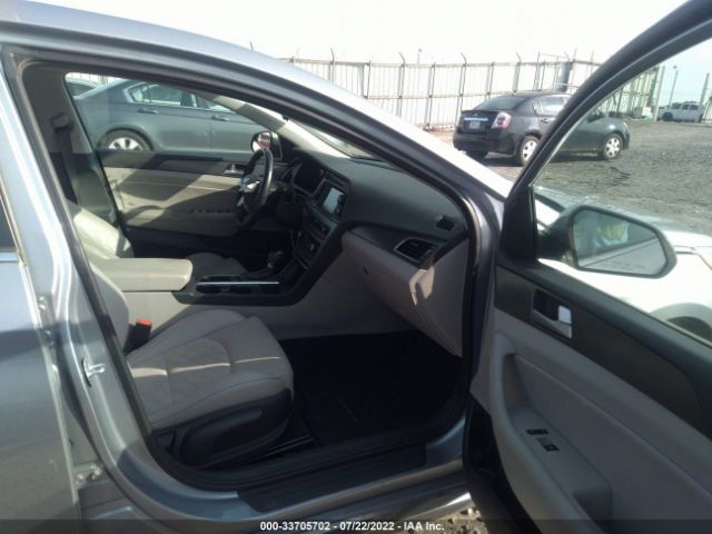 Photo 4 VIN: 5NPE34AF3GH414278 - HYUNDAI SONATA 